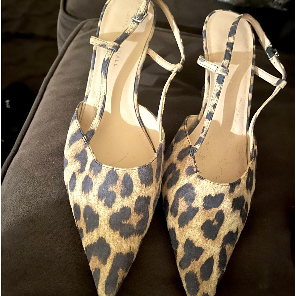 Size 11 Barely worn Loeffler Randall sling back dress shoe.